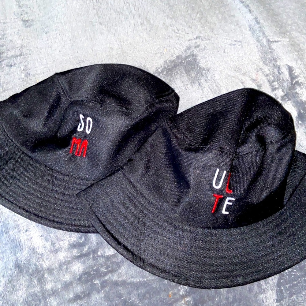 Two PC hat set - Picture 4 of 4